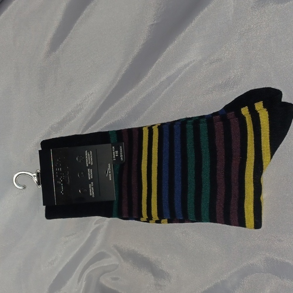 Alfani AlfaTech Men’s Striped Crew Dress Socks Black Tech Performance